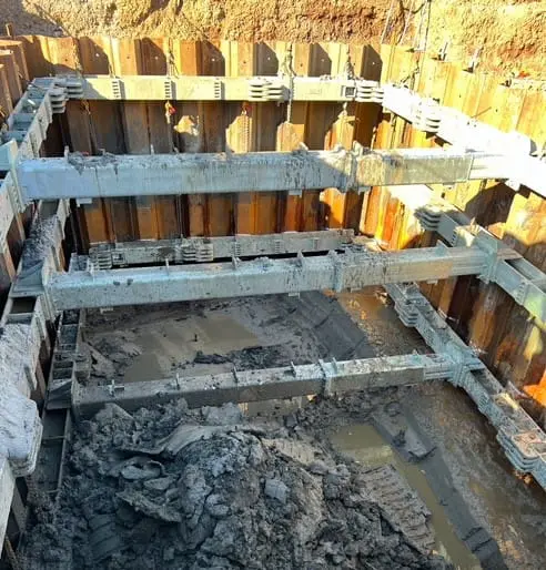 Multiple Levels of Hydraulic Bracing