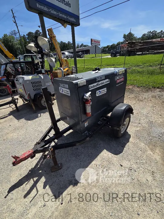 2020 Lincoln Electric DUAL MAVERICK Welder