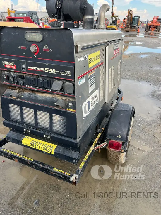 2019 Lincoln Electric VANTAGE 549 Welder