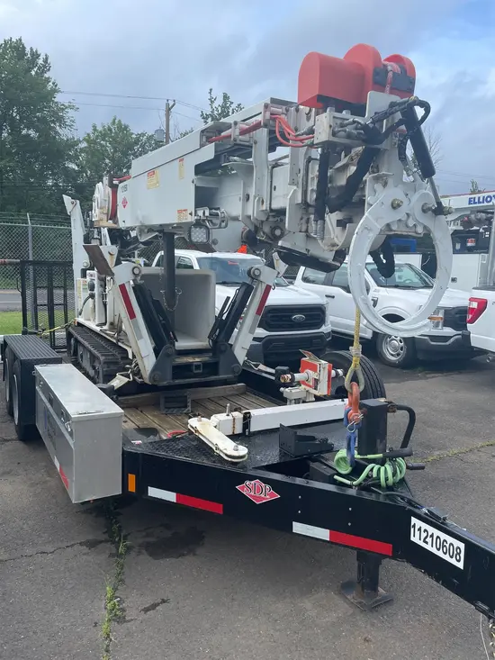2021 S.D.P. Manufacturing EZ55MLP Digger Derrick