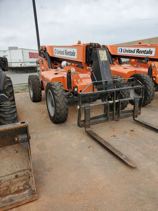 2018 SKYTRAK 8042 Forklift
