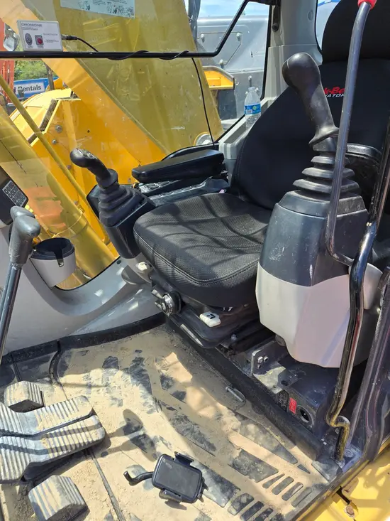 2020 Kobelco SK230SR-5 Excavator