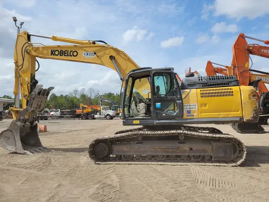 2018 Kobelco SK300LC-10 Excavator