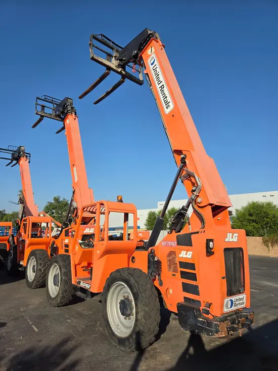 2017 SKYTRAK 6042 Forklift