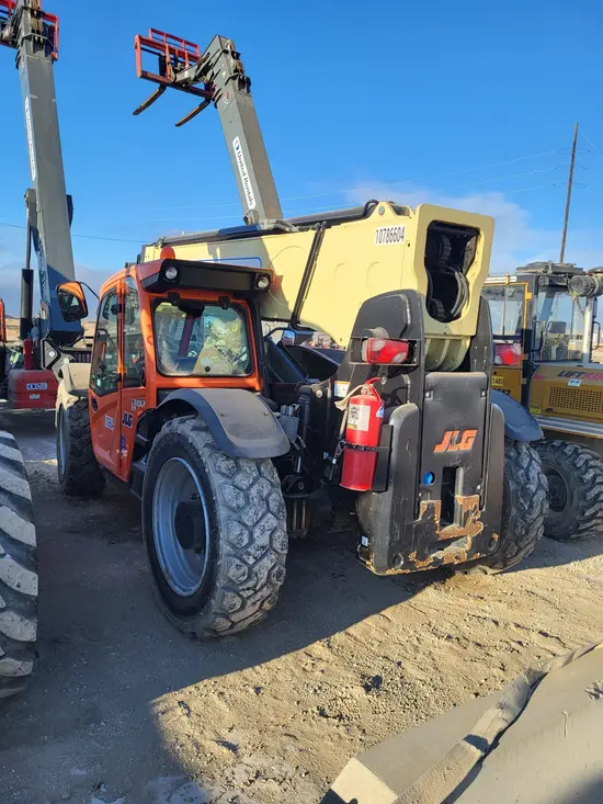 2018 JLG 1055 Forklift