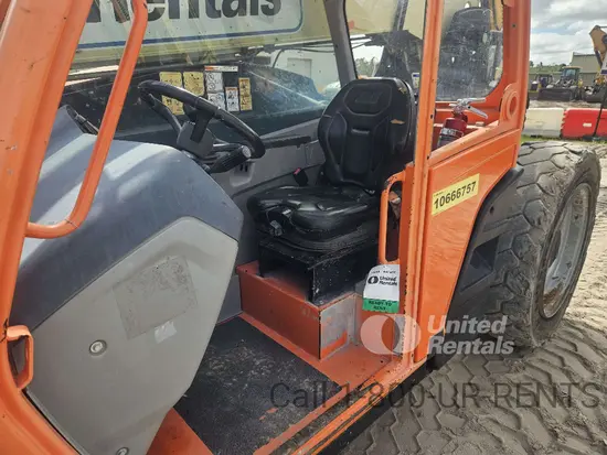 2017 JLG 742 Forklift