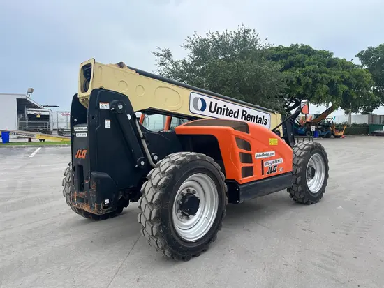 2017 JLG 742 Forklift