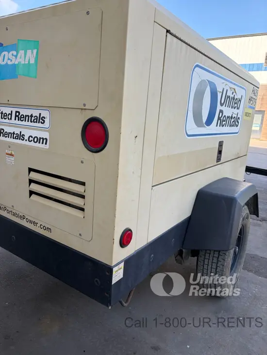 2018 Doosan P425/HP375WCUT4 Air Compressor