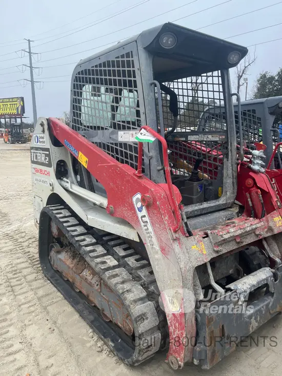 2021 Takeuchi TL8R2R Track Loader