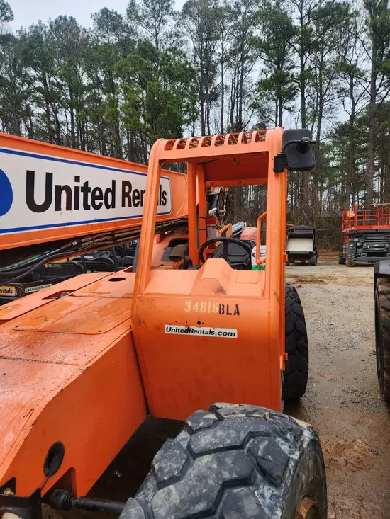 2016 SKYTRAK 6042 Forklift