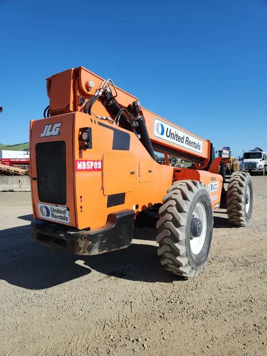 2016 SKYTRAK 8042 Forklift