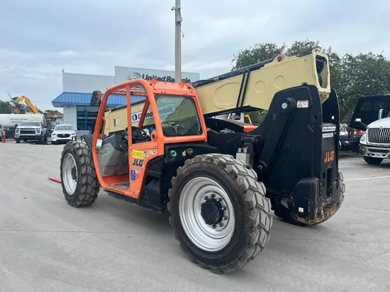 2017 JLG 742 Forklift