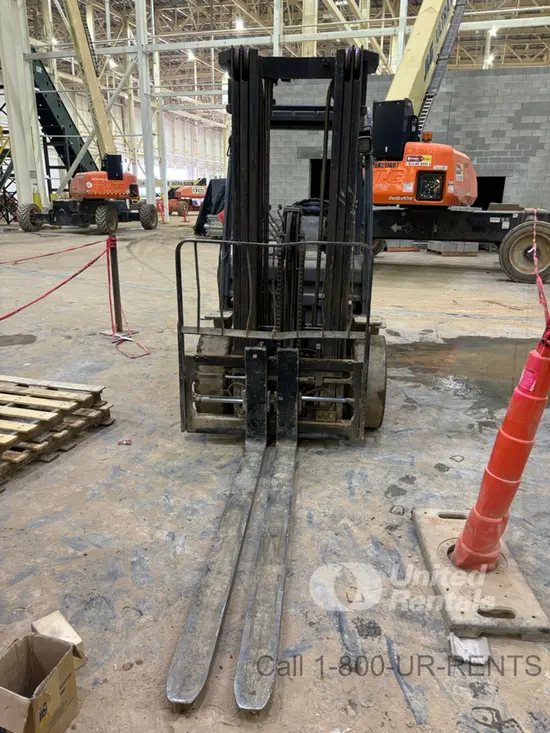 2017 Toyota 8FDU30 Warehouse Forklift
