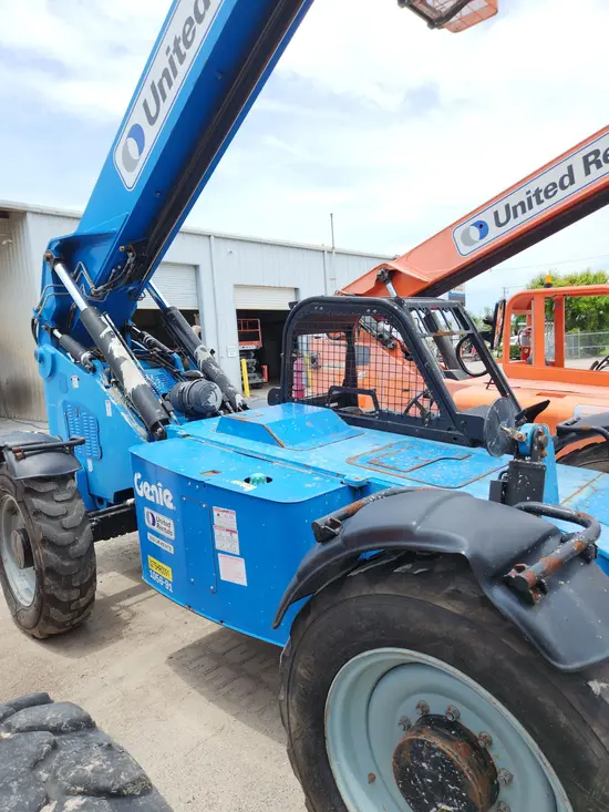 2017 Genie GTH-1056 Forklift