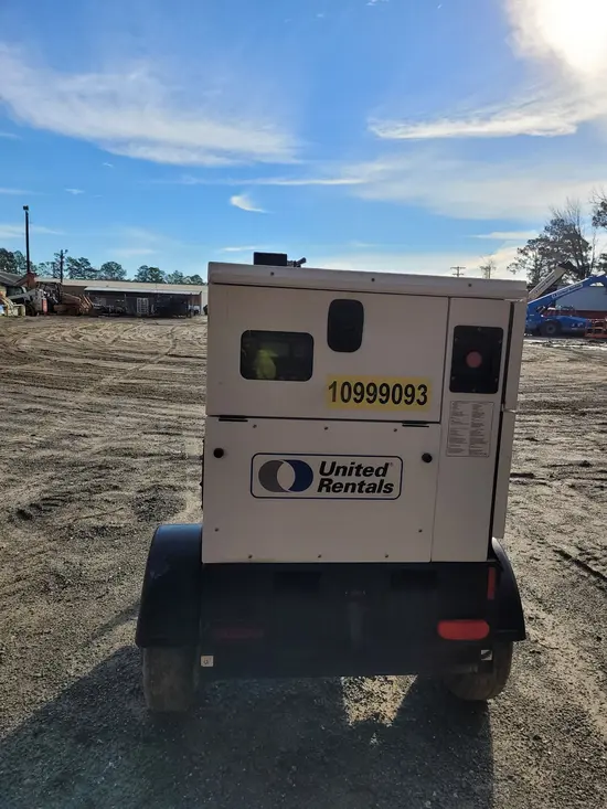 2019 Magnum Pro MDG25IF4 Diesel Generator