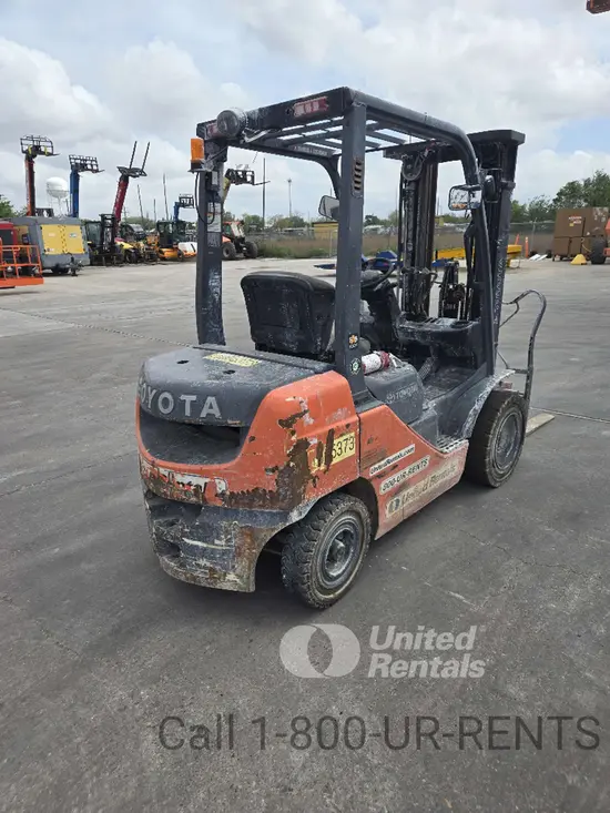 2020 Toyota 8FDU25 Warehouse Forklift