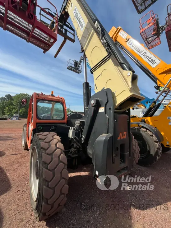 2018 JLG 943 Forklift