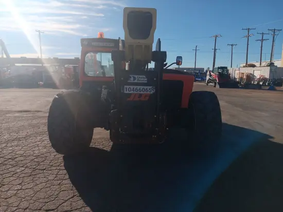 2016 JLG 642 Forklift