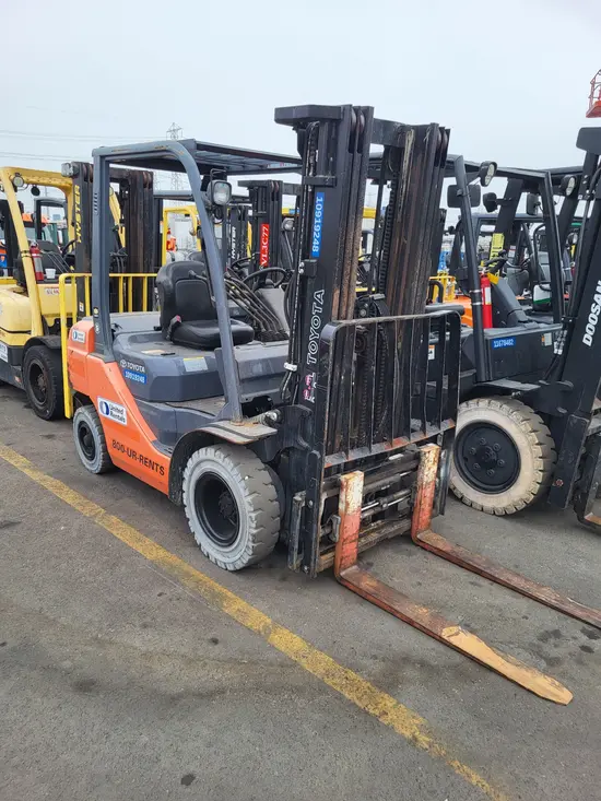 2019 Toyota 8FDU25 Warehouse Forklift