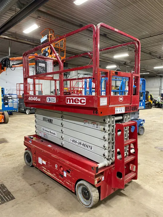 2017 MEC 4046SE Scissor Lift