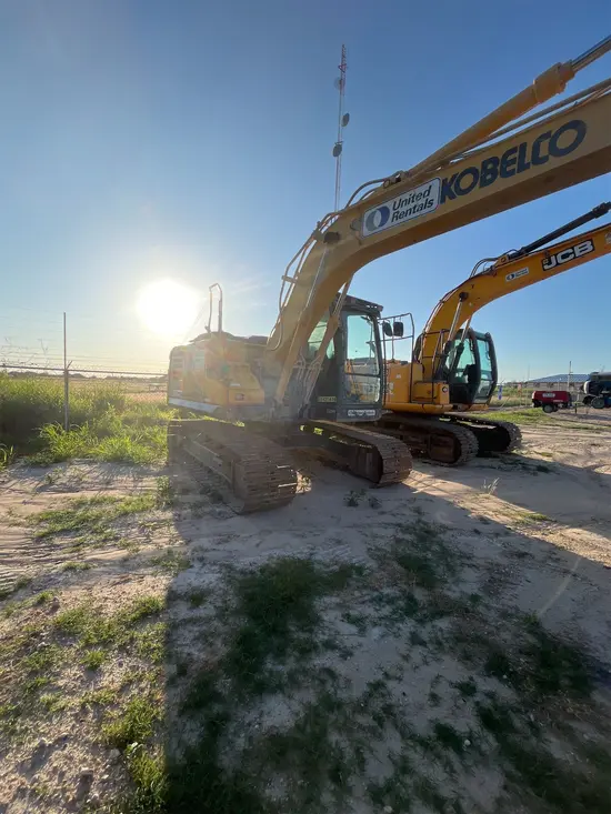 2022 Kobelco SK130LC-11 Excavator