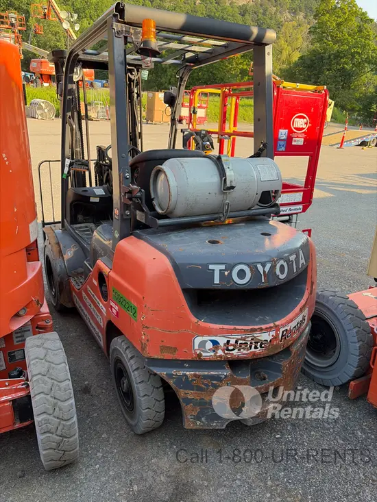 2019 Toyota 8FGU25 Warehouse Forklift