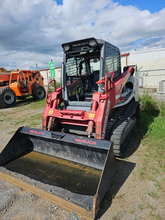 2021 Takeuchi TL12R2-CR Track Loader