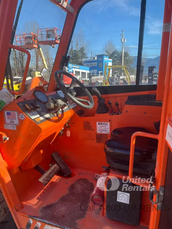 2018 SKYTRAK 8042 Forklift