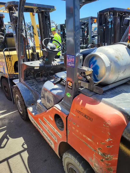 2019 Toyota 8FGU25 Warehouse Forklift