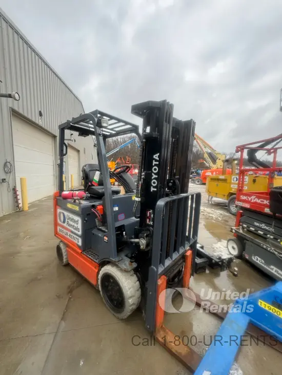 2020 Toyota 8FBCU25 Warehouse Forklift
