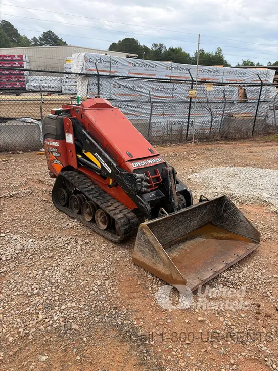 2021 Ditch Witch SK800 Track Loader