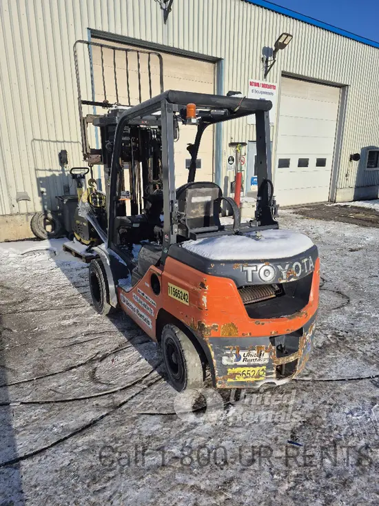 2022 Toyota 8FGU30 Warehouse Forklift