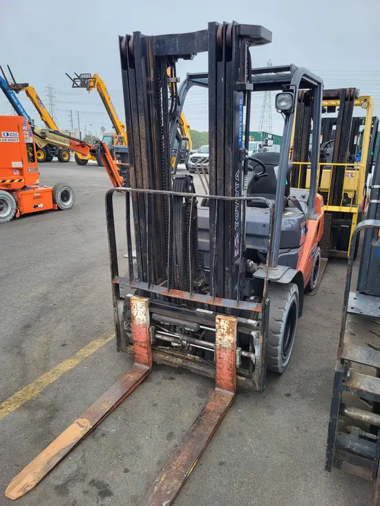 2019 Toyota 8FDU25 Warehouse Forklift