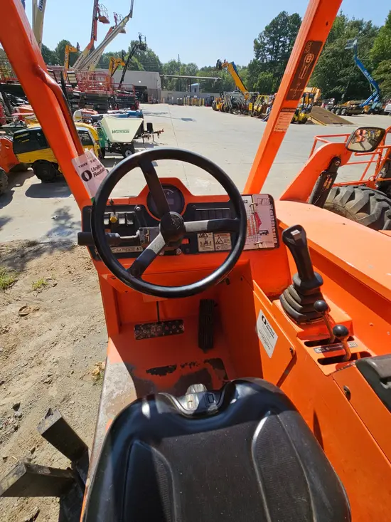 2016 SKYTRAK 6042 Forklift