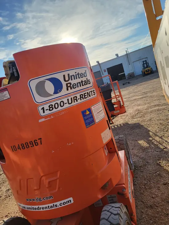 2016 JLG E300AJP Articulating Boom Lift