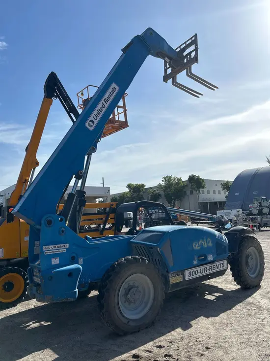 2016 Genie GTH-844 Forklift