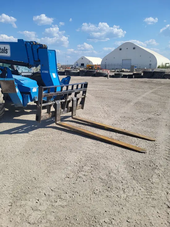 2018 Genie GTH-1056 Forklift