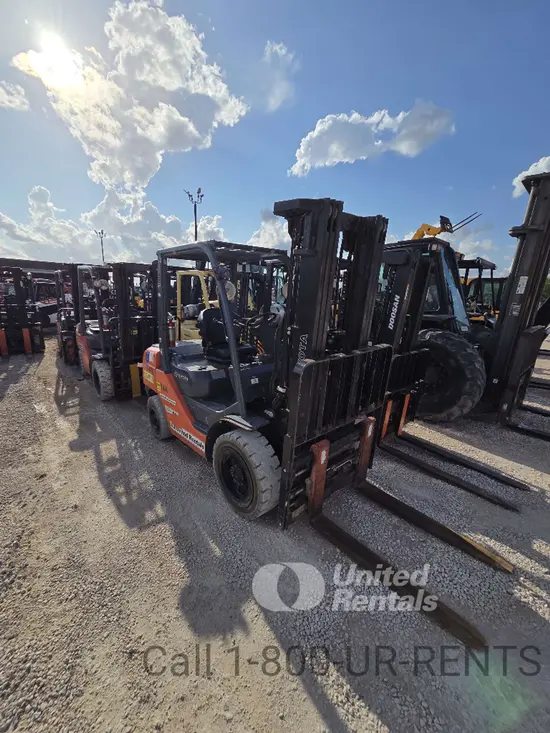 2018 Toyota 8FDU30 Warehouse Forklift