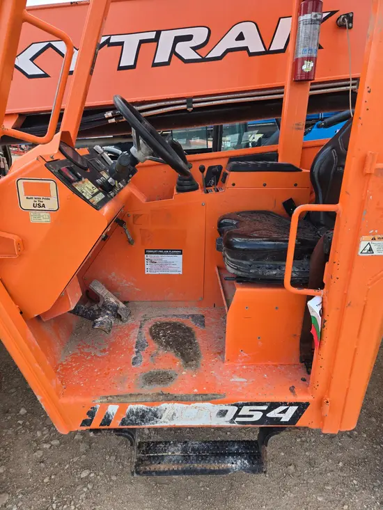 2017 SKYTRAK 10054 Forklift
