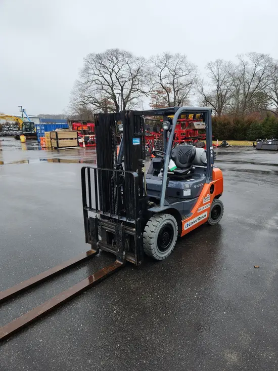 2018 Toyota 8FGU25 Warehouse Forklift