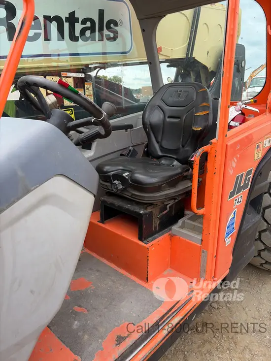 2017 JLG 742 Forklift