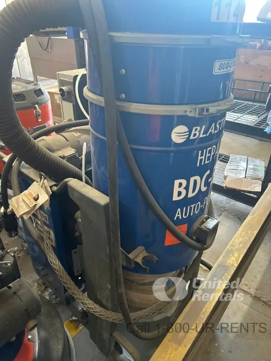 2022 Husqvarna BDC-33-230V Vacuum