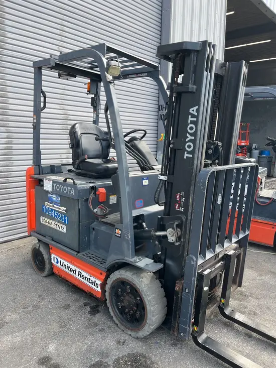 2019 Toyota 8FBCU25 Warehouse Forklift
