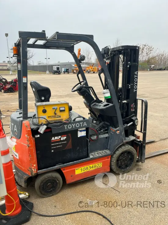 2018 Toyota 8FBCU25 Warehouse Forklift