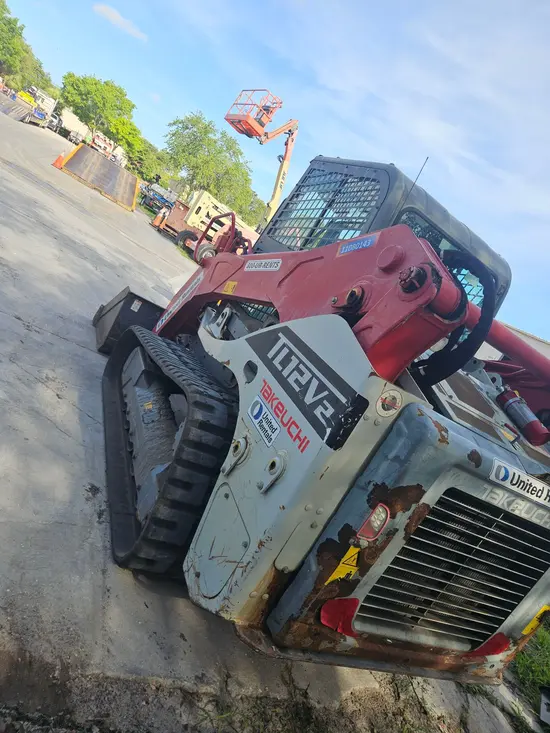 2020 Takeuchi TL12V2-CR Track Loader