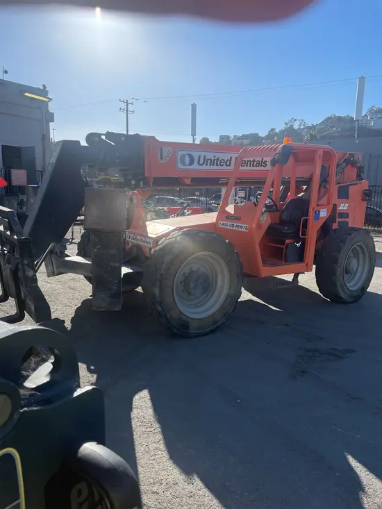 2016 SKYTRAK 10054 Forklift