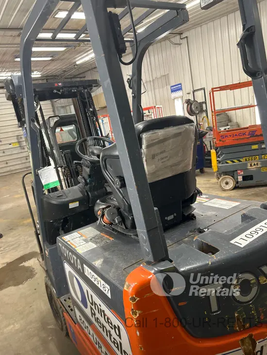 2020 Toyota 8FBCU25 Warehouse Forklift
