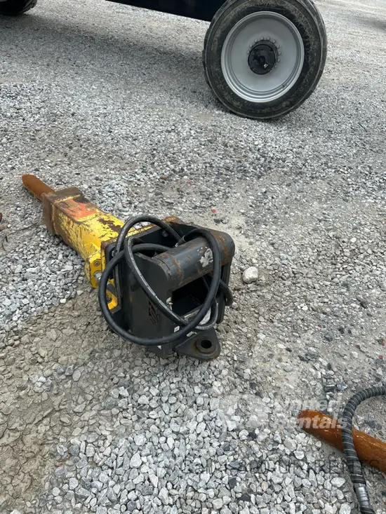 2023 Epiroc SB 452 Attachment