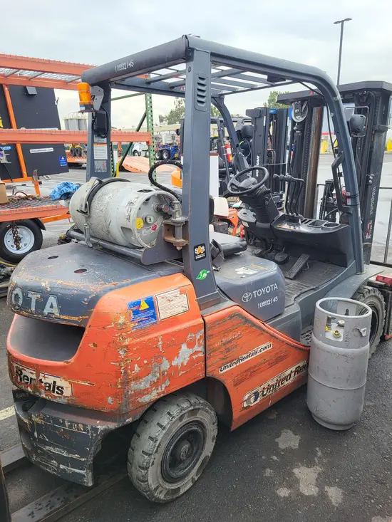 2019 Toyota 8FGU25 Warehouse Forklift