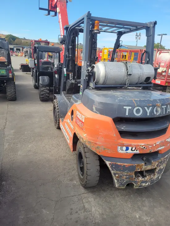 2020 Toyota 8FG35U Warehouse Forklift